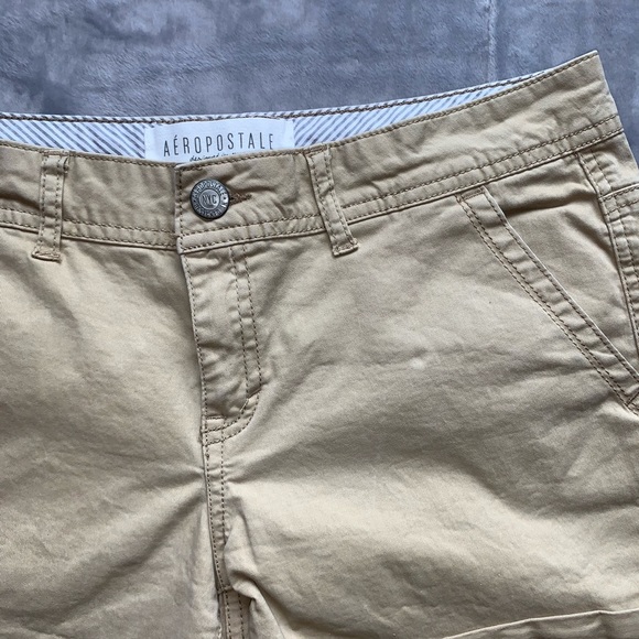 🎄Aeropostale khaki midi twill shorts 10 - Picture 4 of 6